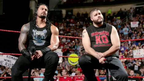 Kevin owens roman reigns
