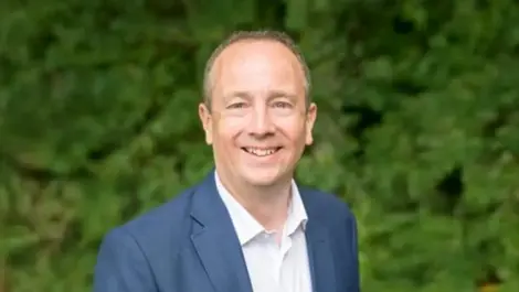 Ps simon hayward vice president of sales emea freshworks e1755063247645